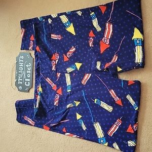 LuLaRoe Leggings Tall and Curvy Patriotic Dark Blue Fire Crackers